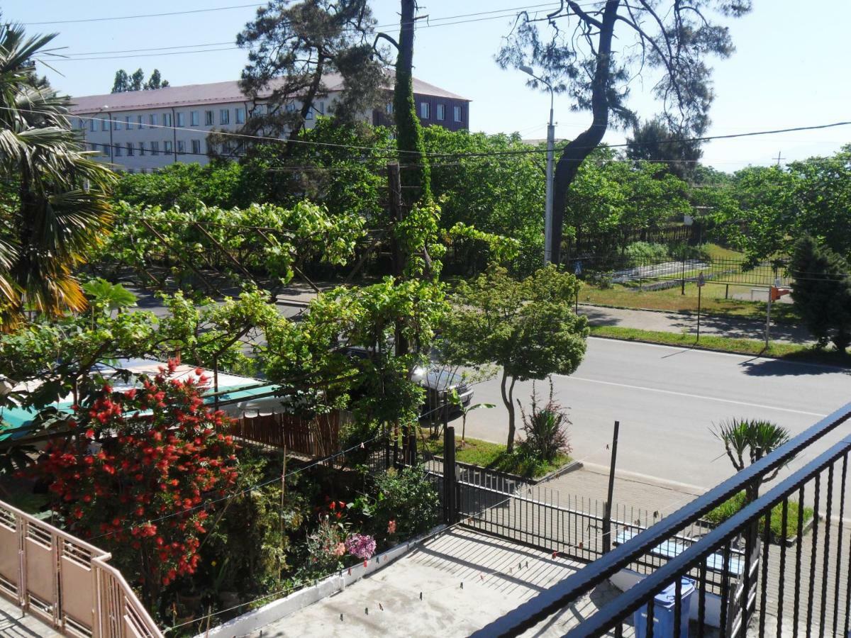 Guest House Nika Kobuleti Exterior photo