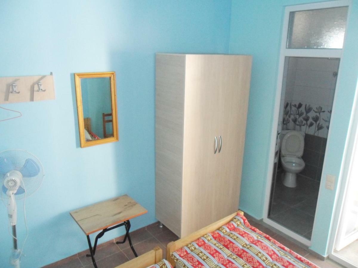 Guest House Nika Kobuleti Exterior photo